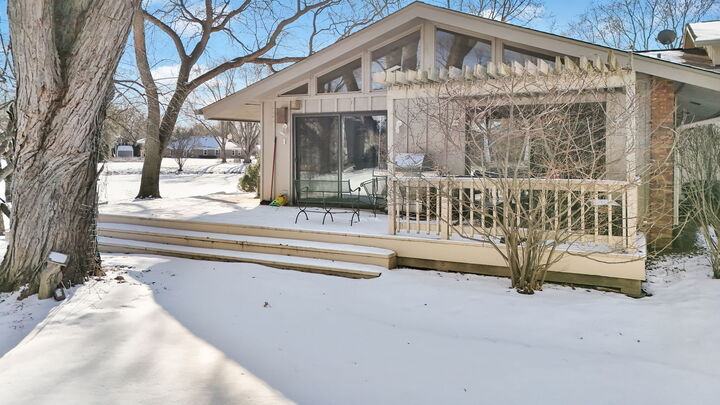 Property Photo:  1489 Pebblestone Cove  IL 60189 