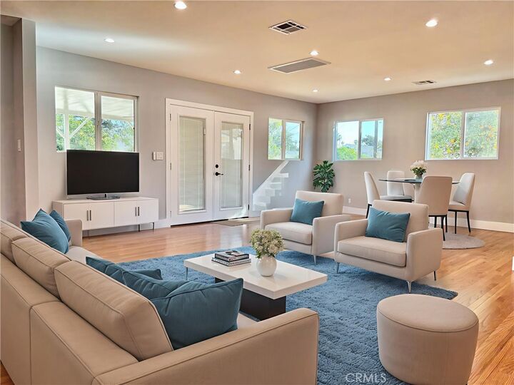 Property Photo:  7328 Wish  CA 91406 