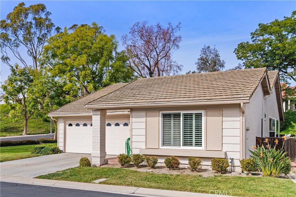 Property Photo:  23436 Villena  CA 92692 