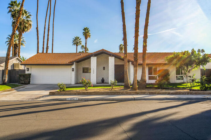 Property Photo:  1274 S Beverly Drive  CA 92264 