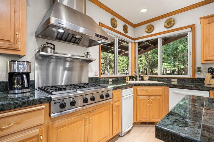 Property Photo:  5352 Buttonwood Ct.  CA 95631 