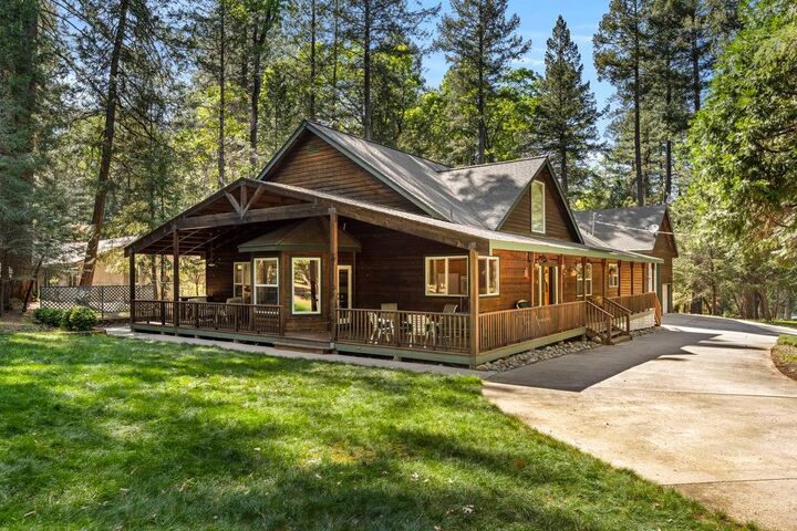 Property Photo:  5352 Buttonwood Ct.  CA 95631 