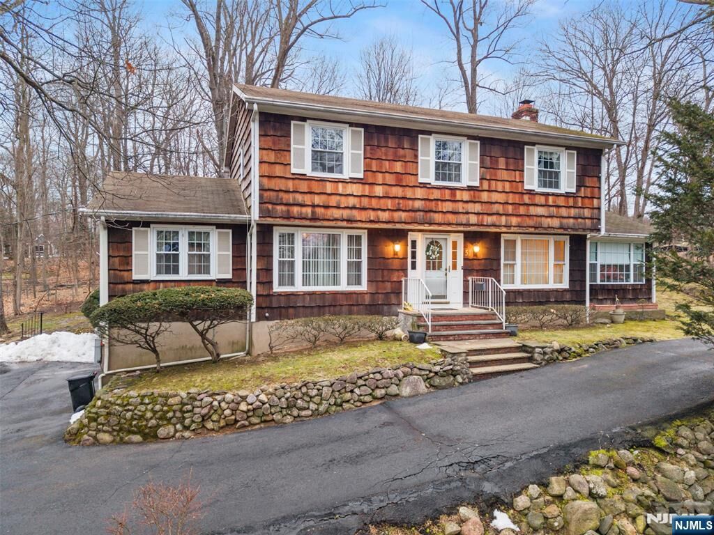 Property Photo:  51 Black Oak Lane  NJ 07430 