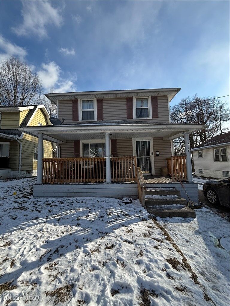 Property Photo:  675 Hudson Avenue  OH 44306 