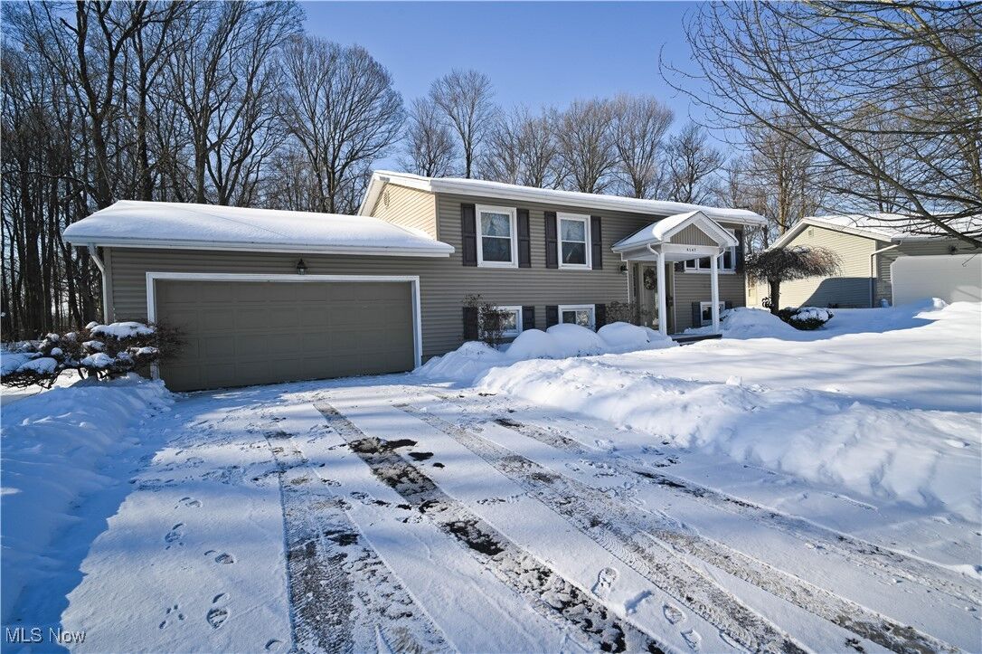 Property Photo:  4147 Baymar Drive  OH 44511 