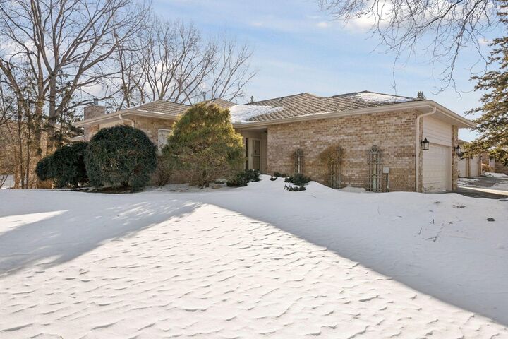 Property Photo:  7701 Pondwood Drive  MN 55439 