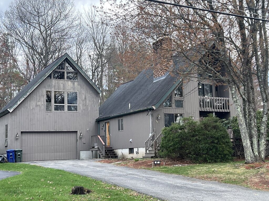 Property Photo:  87 Norwood Ave  MA 01453 