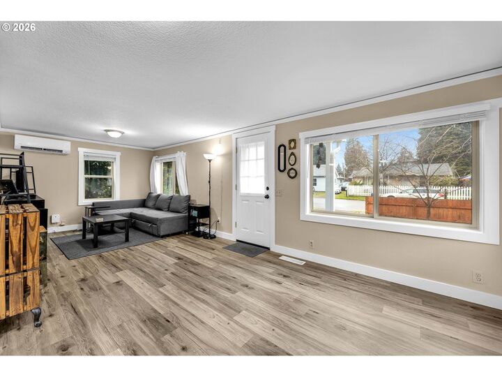 Property Photo:  3615 Q St  WA 98663 