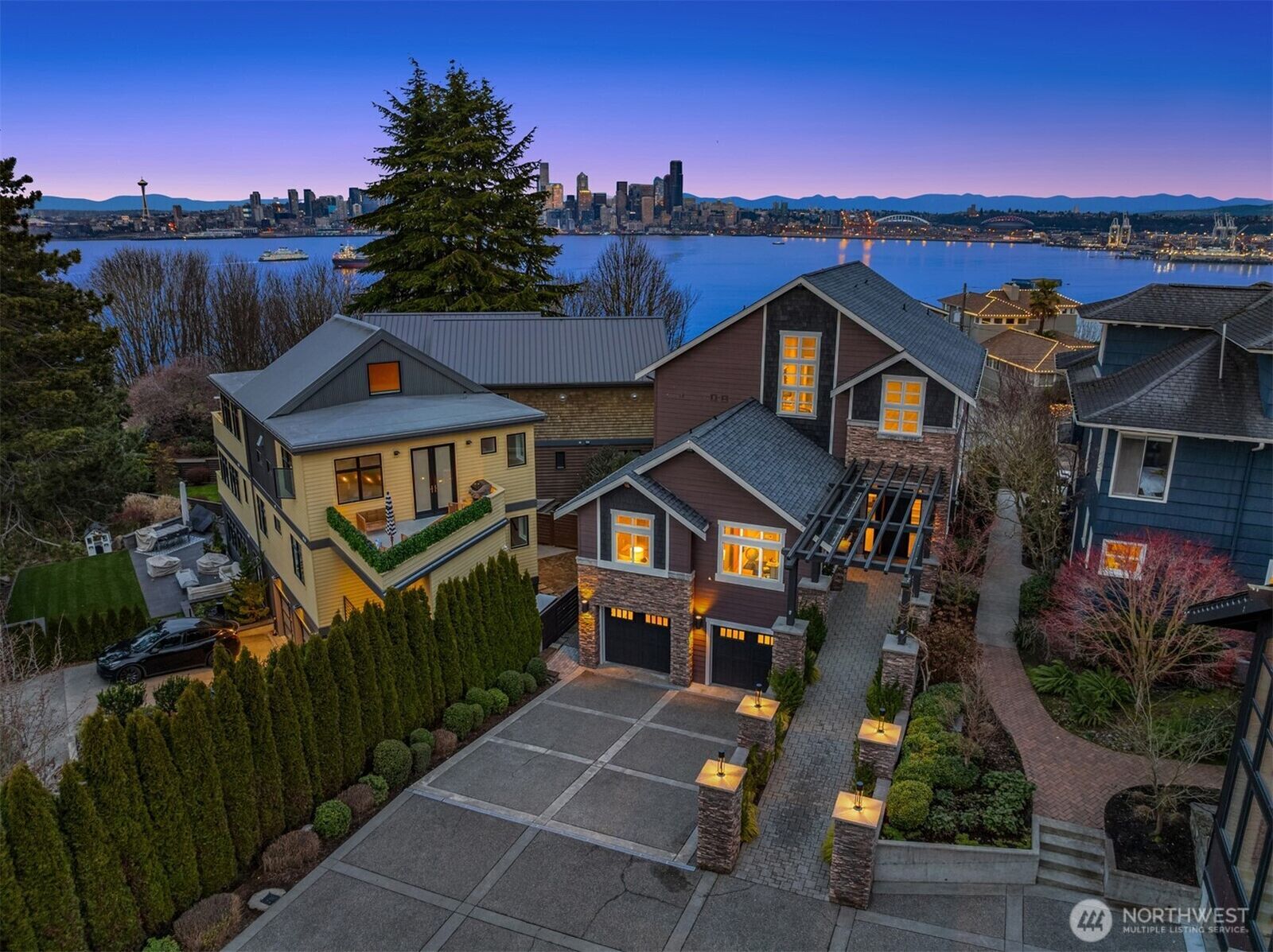Property Photo: 1314 California Avenue SW WA 98116