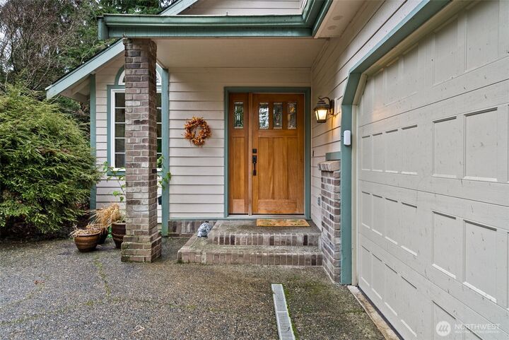 Property Photo:  710  Z Street SE  WA 98501 