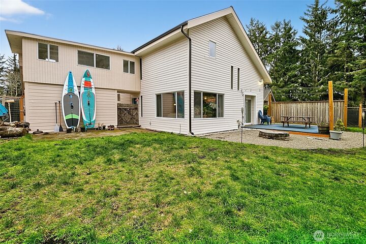 Property Photo: 737 Dover Court SE WA 98569