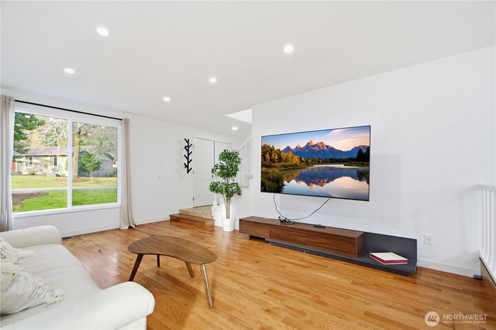 Property Photo:  6316  151st Avenue NE  WA 98052 