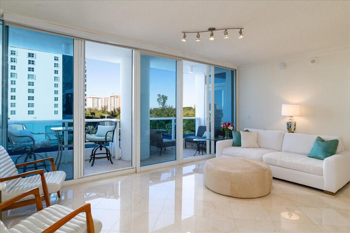 Property Photo:  715 Bayshore Drive 506  FL 33304 