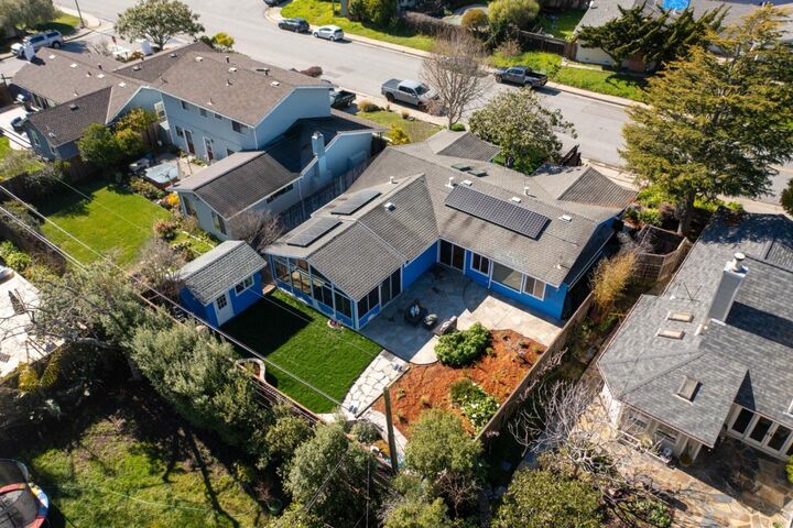 Property Photo:  1009 Sir Francis Avenue  CA 95010 