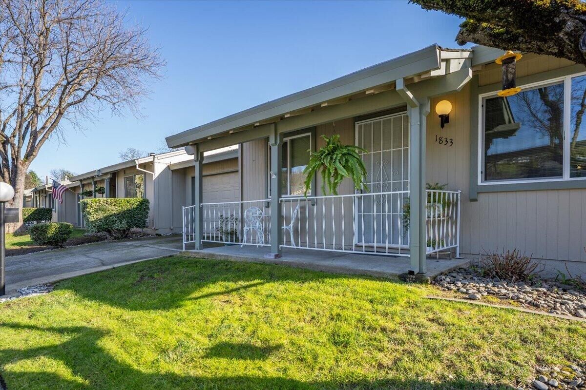 Property Photo:  1833 Del Mar Avenue  CA 96003 