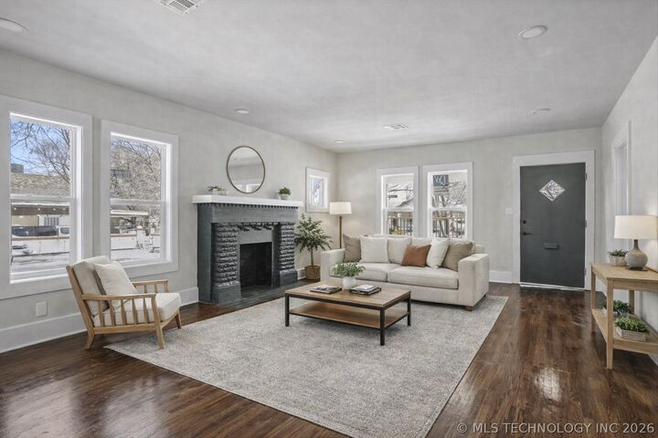 Property Photo:  1340 N Boston Avenue  OK 74106 