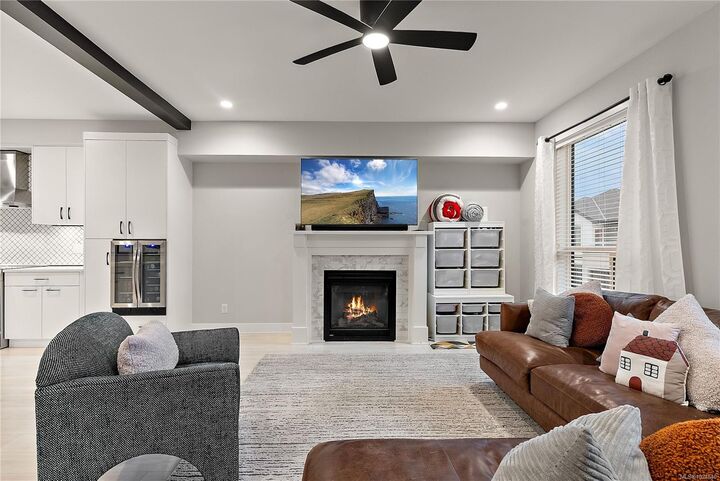 Property Photo:  2812 Lunar Crt  BC V9B 4M2 