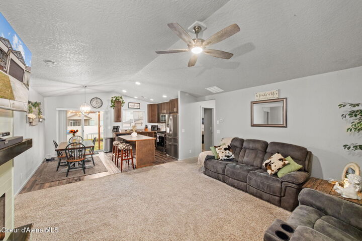 Property Photo:  1435 N Minam Loop  ID 83854 