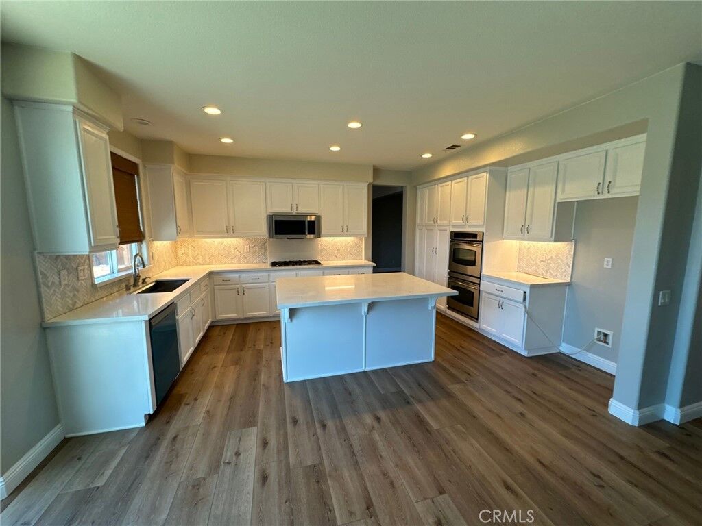 Property Photo: 36805 Maxmillian Avenue CA 92563