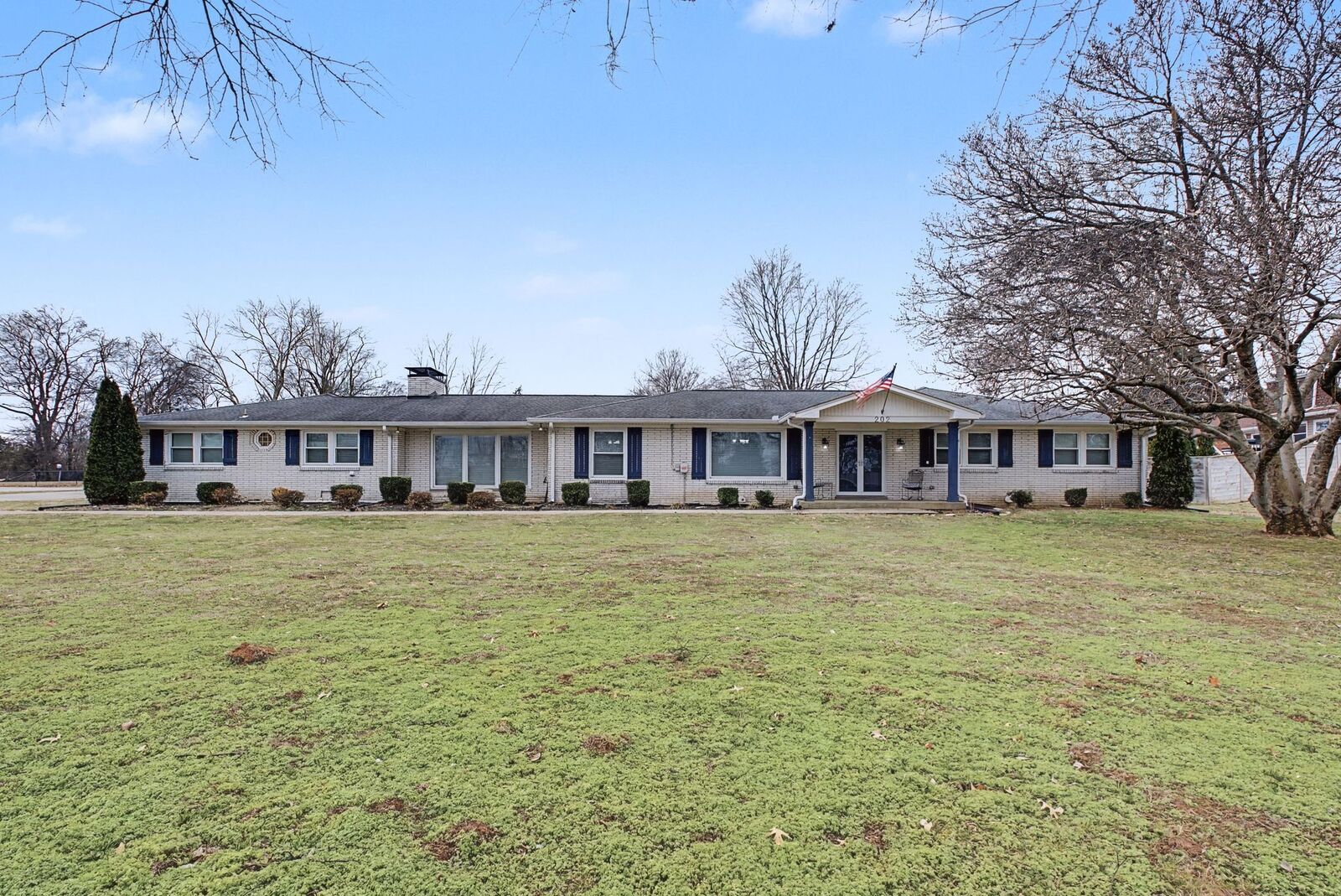 Property Photo: 202 Rising Sun Ln TN 37138