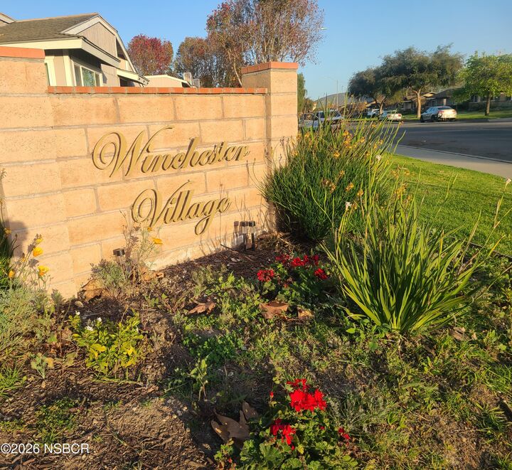 Property Photo:  1011 W Walnut Avenue  CA 93436 