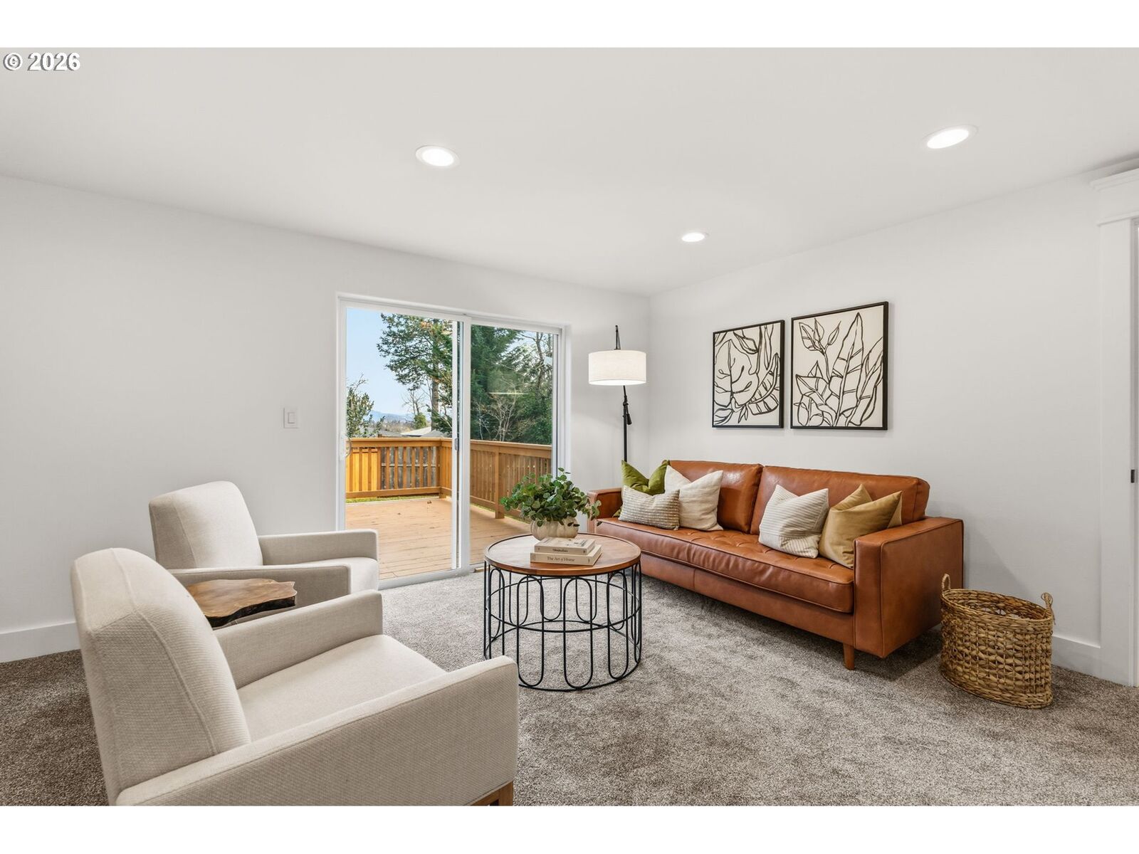 Property Photo:  1999 Hawkins Ln  OR 97405 