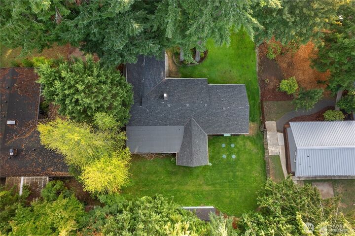 Property Photo: 5505 Windemere Drive SE WA 98501