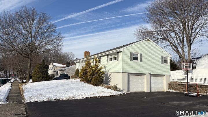 Property Photo:  280 Goldbach Drive  CT 06614 