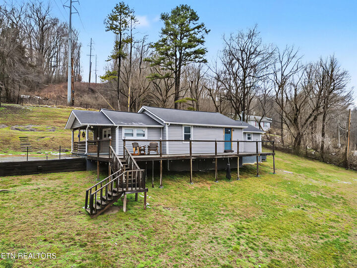 Property Photo:  3002 Highway 61 E  TN 37779 