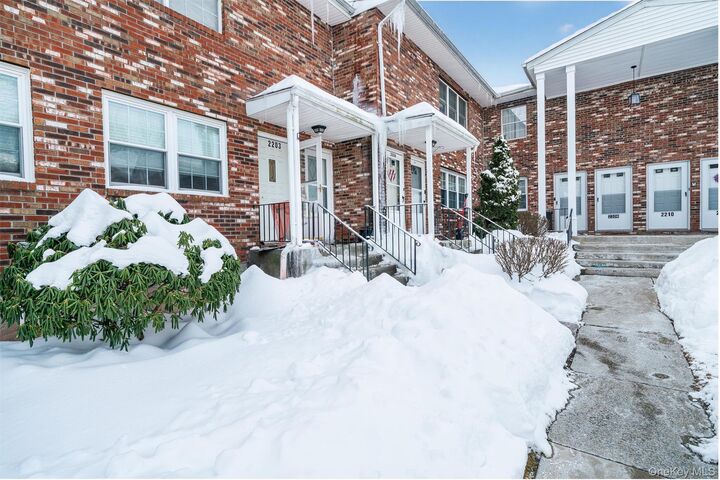 Property Photo: 276 Temple Hill Road 2203 NY 12553