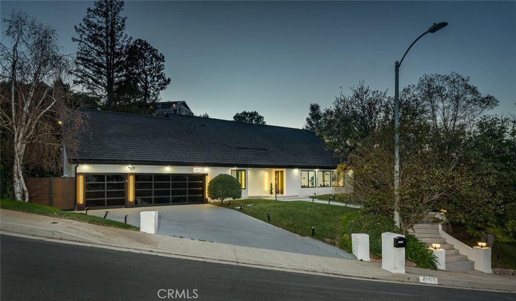 Property Photo: 20101 Greenbriar CA 91356