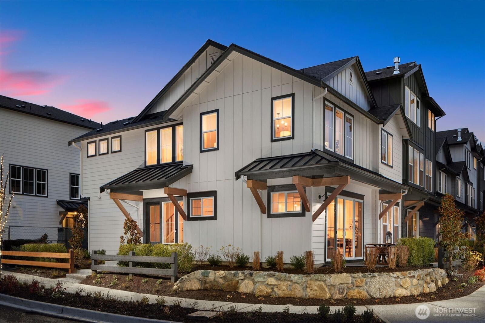 Property Photo:  14808  NE 143rd Street 31  WA 98072 