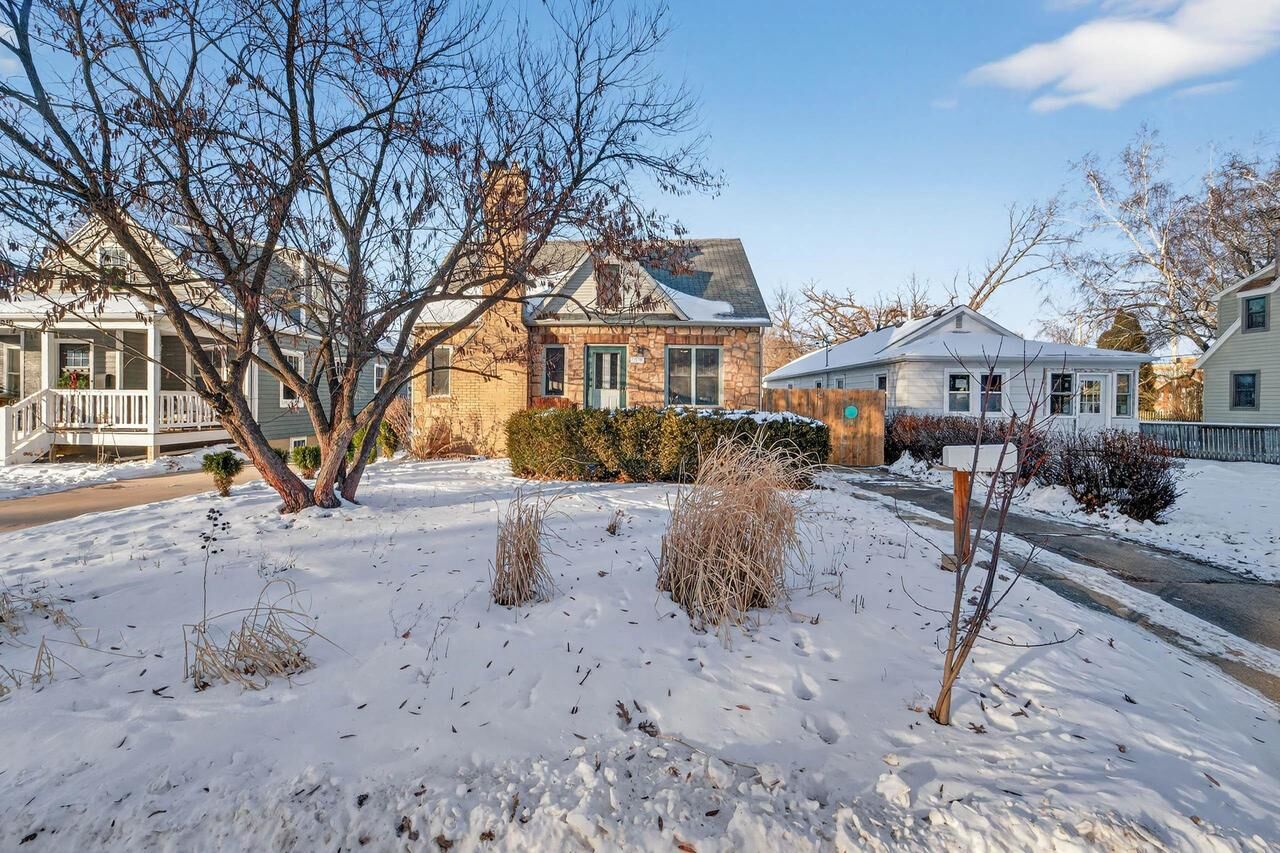 Property Photo:  2838 Stevens Street  WI 53705 