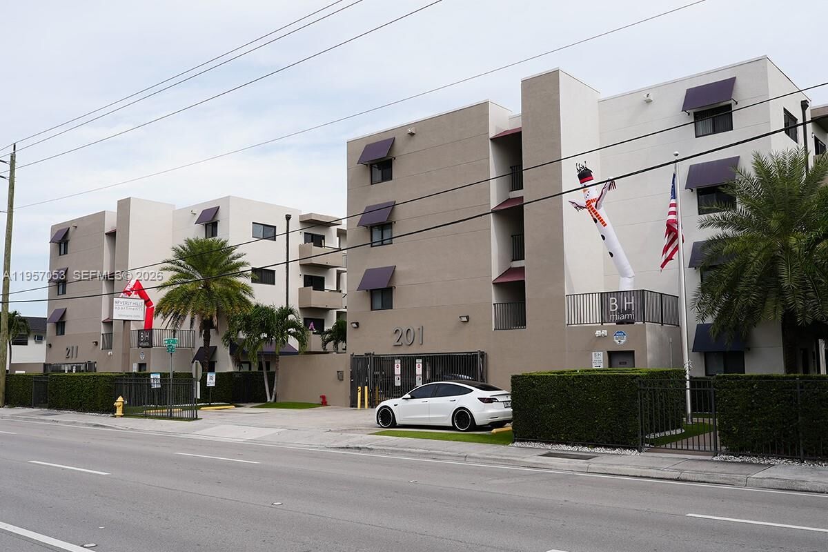 Property Photo:  211 NW 72nd Ave 301  FL 33126 