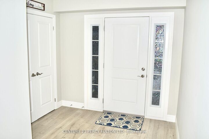 Property Photo:  36 Robertson Drive  ON N5A 0J5 