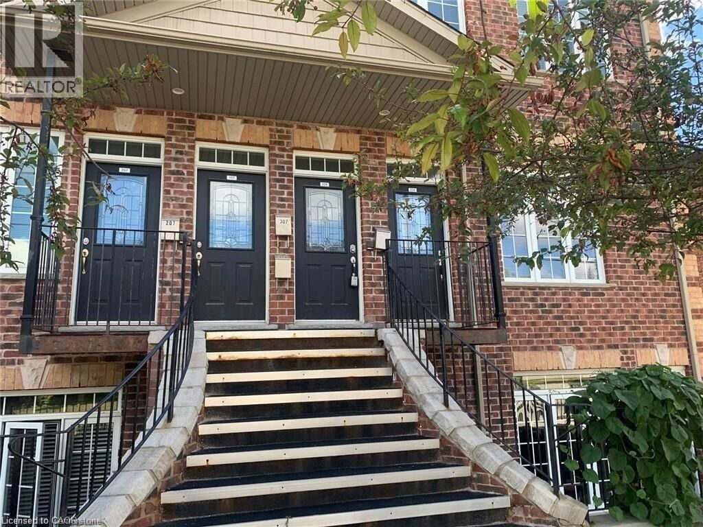 Property Photo:  555 King Street East 308  ON N2G 2L9 