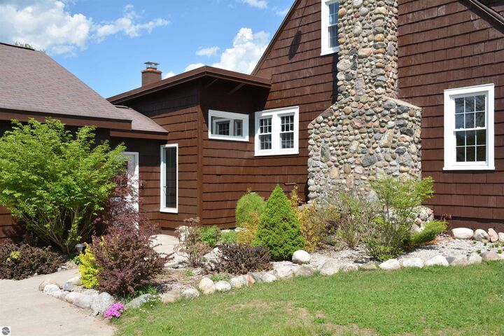 Property Photo:  8616 Cedar Run Road  MI 49684 