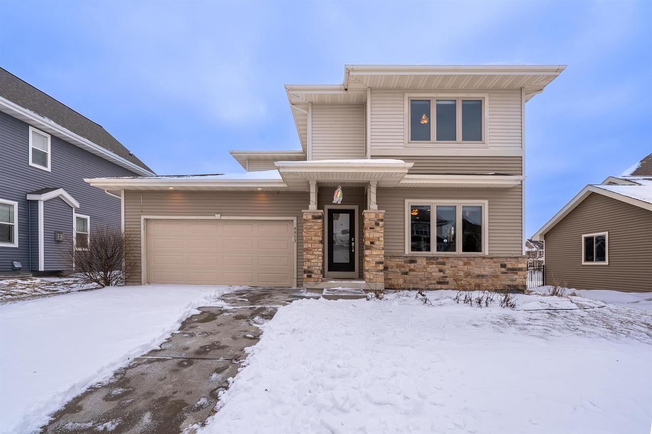 Property Photo: 9913 Autumn Breeze Road WI 53562