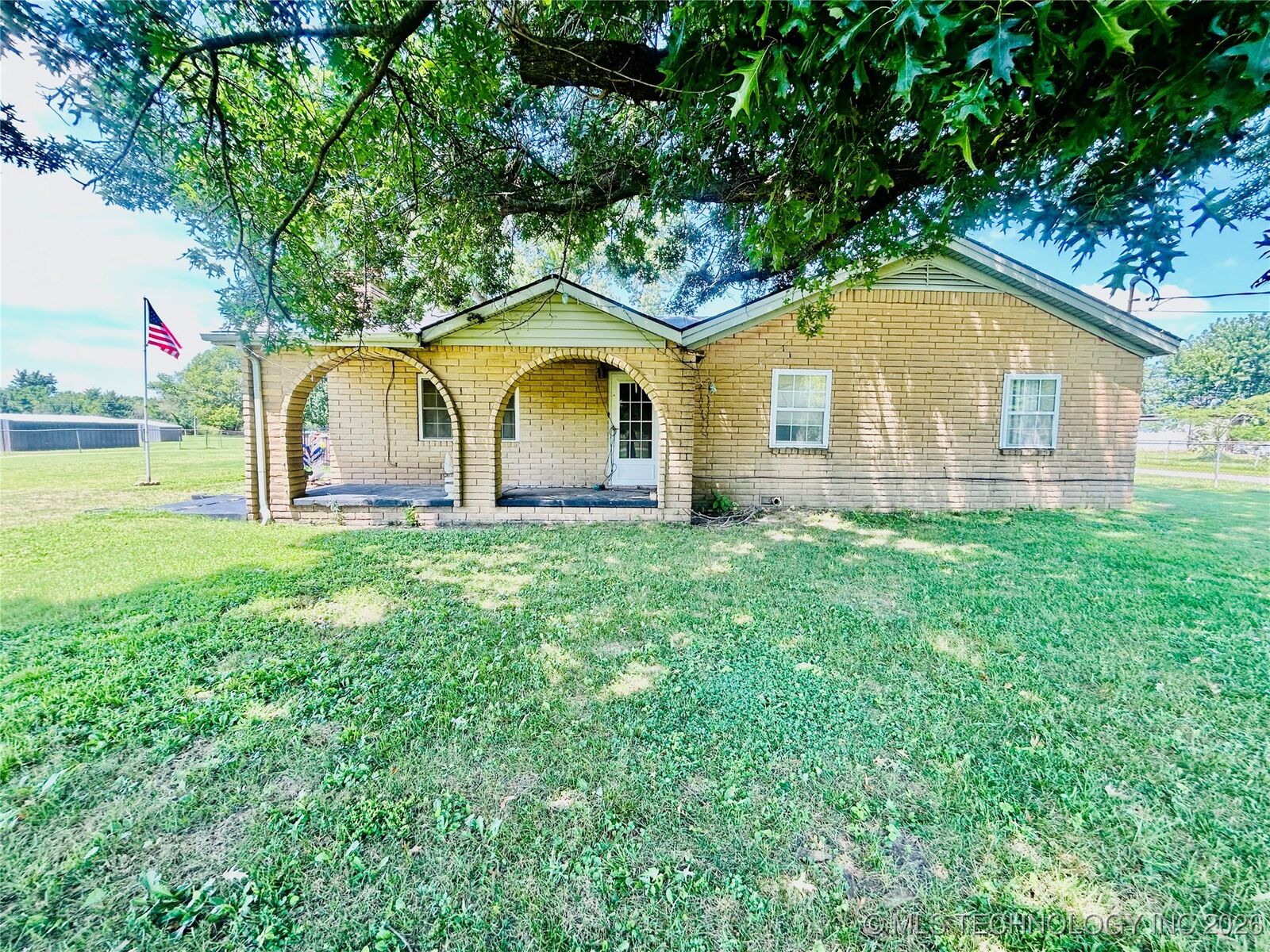 Property Photo: 1231 S 61st Street W OK 74401