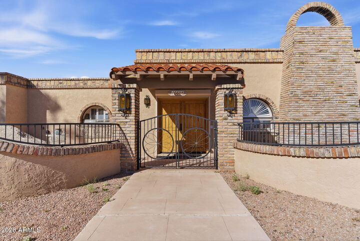Property Photo:  16608 E Kingstree Boulevard  AZ 85268 