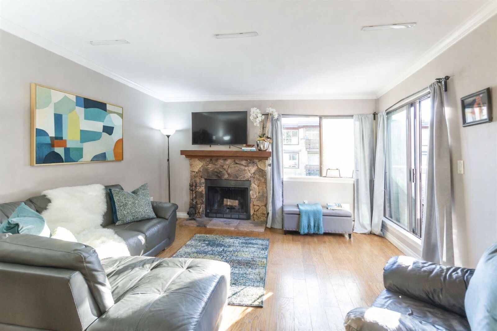 Property Photo: 3275 Mountain Highway 307 BC V7K 2H4