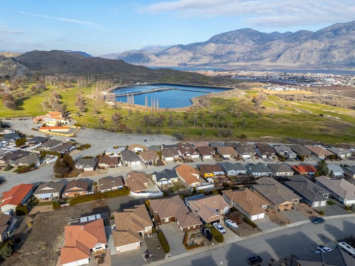Property Photo: 11909 La Costa Lane BC V0H 1V4