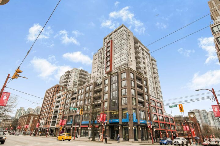 Property Photo:  188 Keefer Street Ph7  BC V6A 0E3 