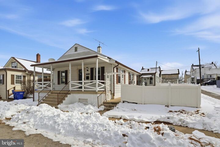 Property Photo:  639 N State Street  PA 17403 