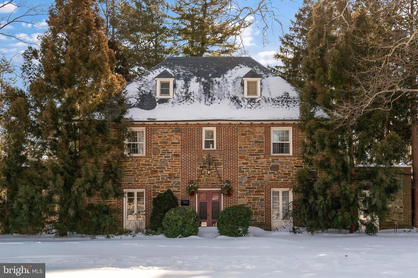 Property Photo:  3609 Greenway  MD 21218 