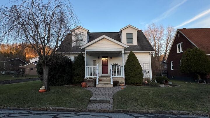 Property Photo:  162 Orchard Street  PA 15958 