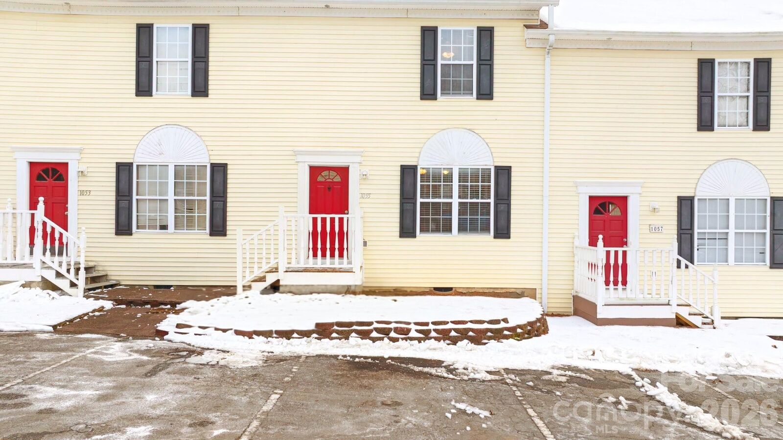 Property Photo: 1055 19th Street NE NC 28601