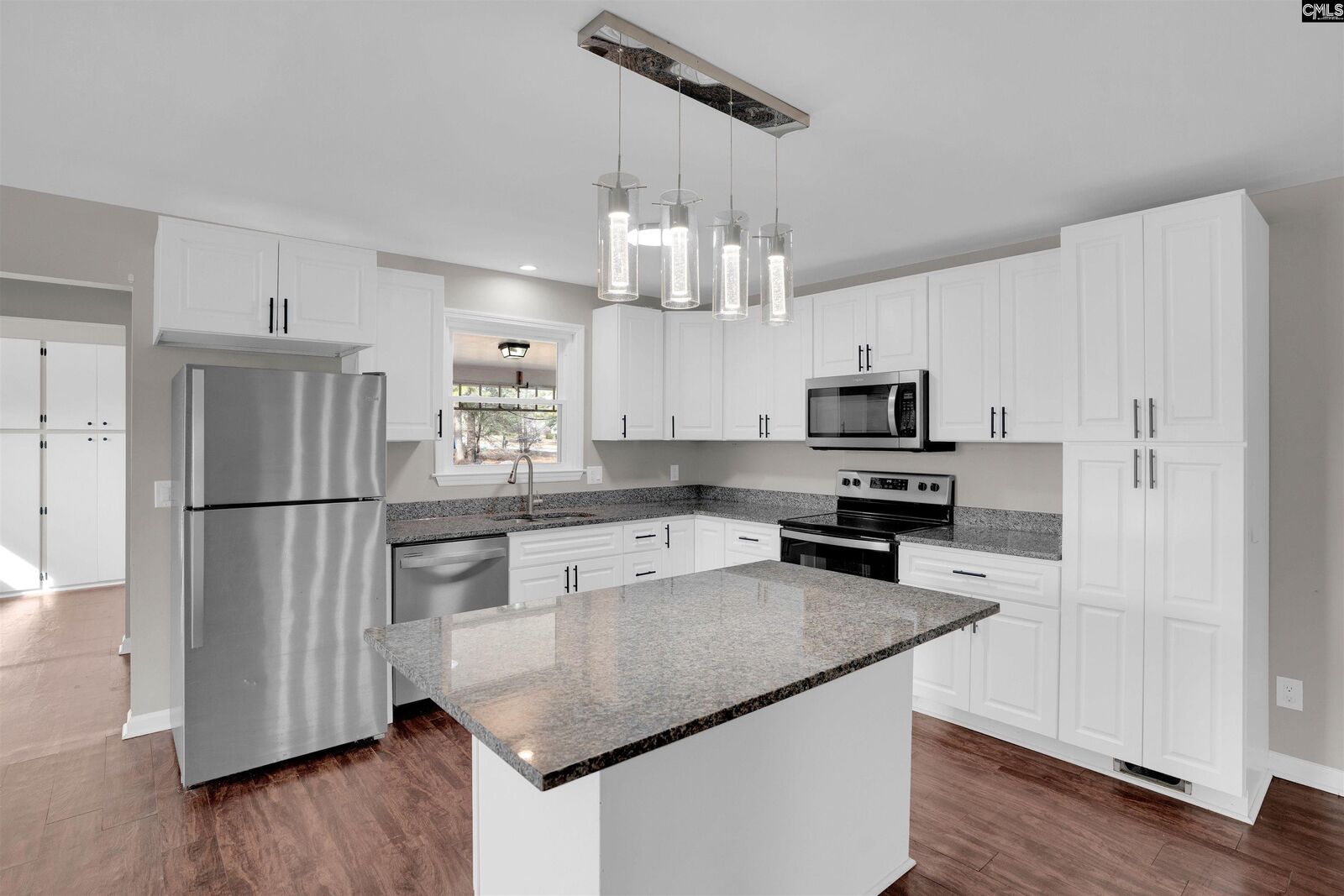 Property Photo: 140 Dacus SC 29170