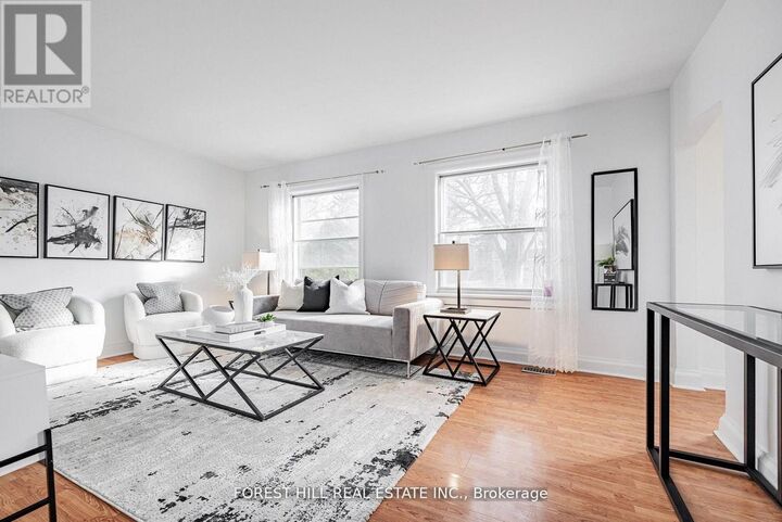 Property Photo: 174 Avondale Avenue ON M2N 2V5