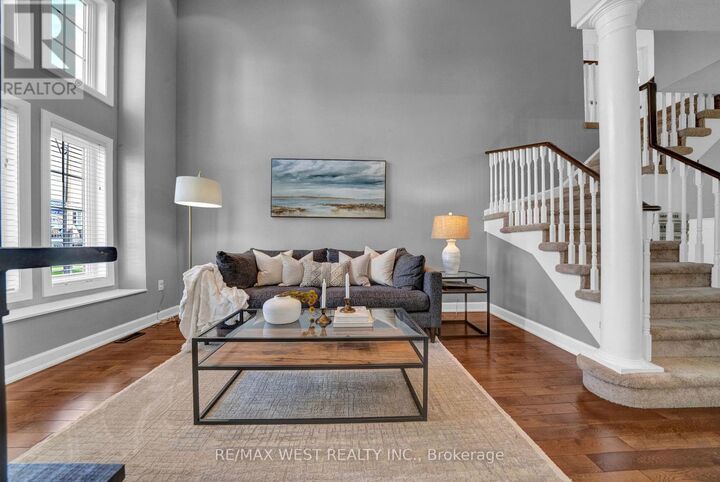 Property Photo:  1436 Bridgeport Street  ON L1K 2P5 